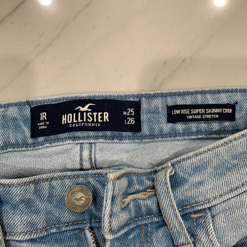 Embroidered Jeans - Picture 3 of 3
